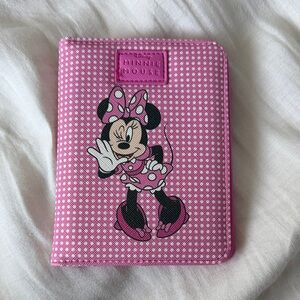 Disney Minnie Mouse Pink Polka Dot Passport Holder